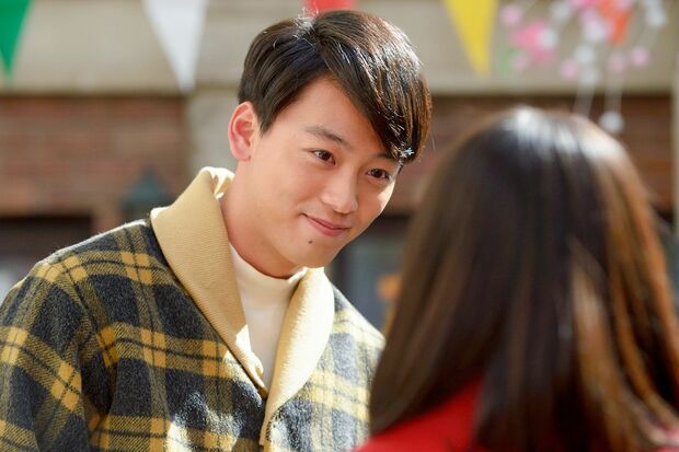 みね子（有村架純）と恋人同士になるも、家庭の事情で破局してしまう大学生・島谷役でブレイク　(c)NHK