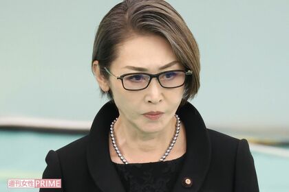 三原じゅん子議員