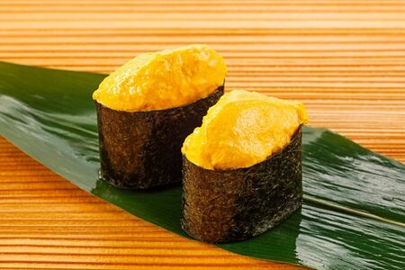 「うにのようなビヨンドとうふ」(217円)は見た目も食感もまるで「うに」!