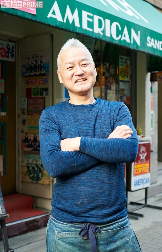 「パートさんに“ちょっとやっといて”とかじゃなくて全部、俺が精魂込めて作ってるから。そこが大事」と店主の原口さん。お店は昨年35年目を迎えた　撮影／山田智絵
