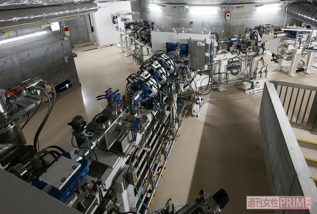 治療装置（サイクロトロン）