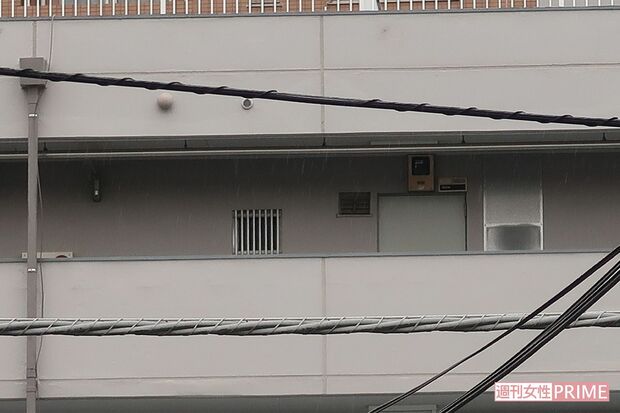 事件現場となった容疑者の部屋からは、異臭などの苦情は出ていなかったよう