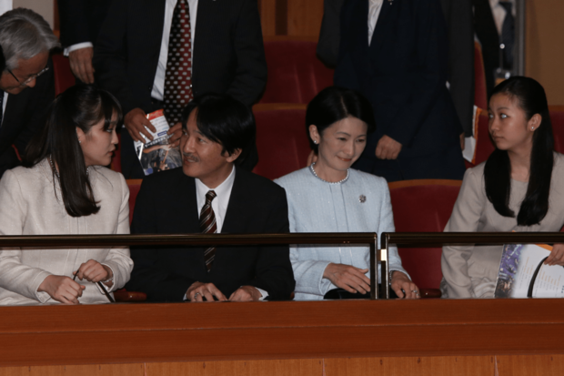 '14年7月、都内のホールでペルー音楽の演奏を鑑賞された秋篠宮ご一家