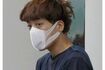 送検のため神戸西署を出る穂坂大地容疑者＝24日午前8時30分　写真／共同通信社