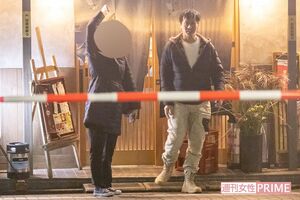 東京郊外にある居酒屋で婚約者と誕生日デートを楽しんだ木村一八（'23年11月17日）