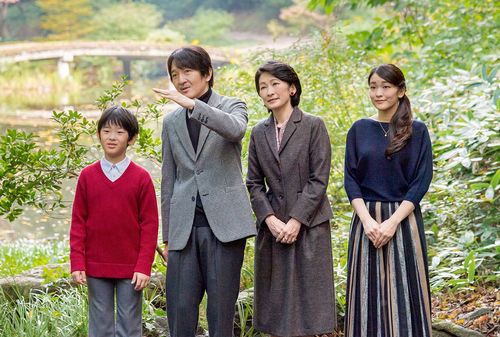 秋篠宮家の方々は小室家が抱える“金銭トラブル”をはたしてご存じなのだろうか