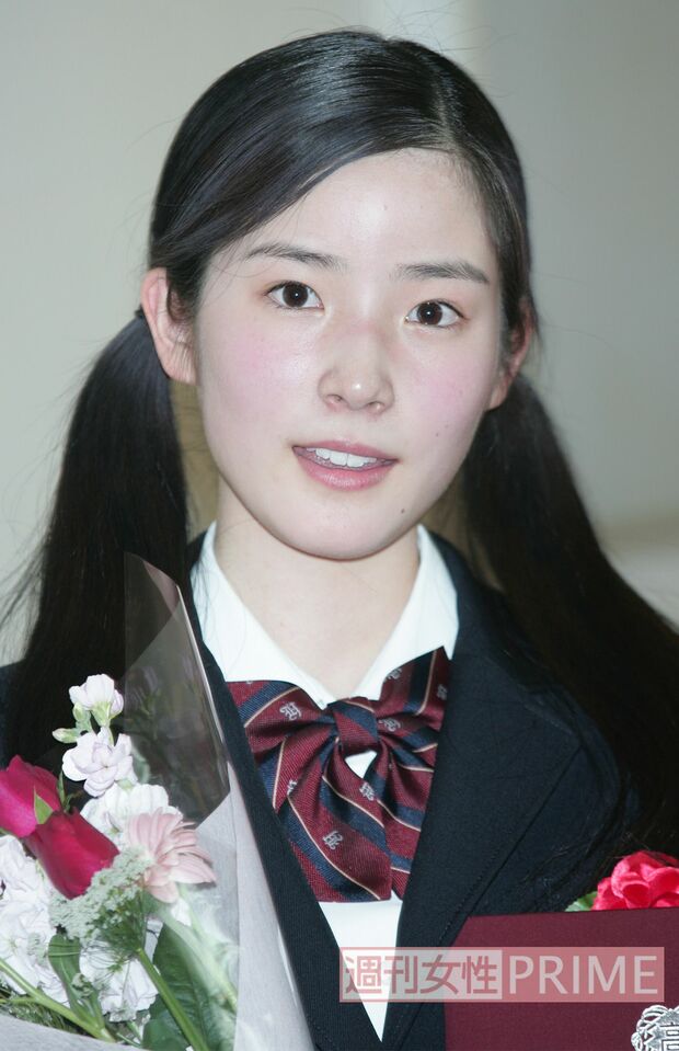 2009年2月、堀越学園を卒業した蓮佛美沙子1/3