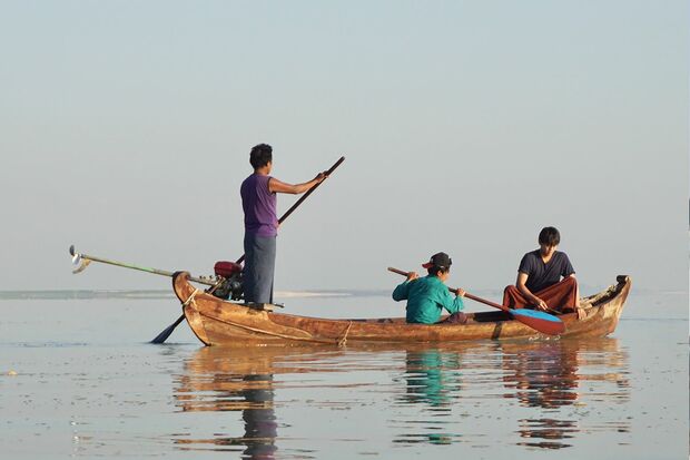 竹内涼真　『世界ウルルン滞在紀SP』(c)MBS