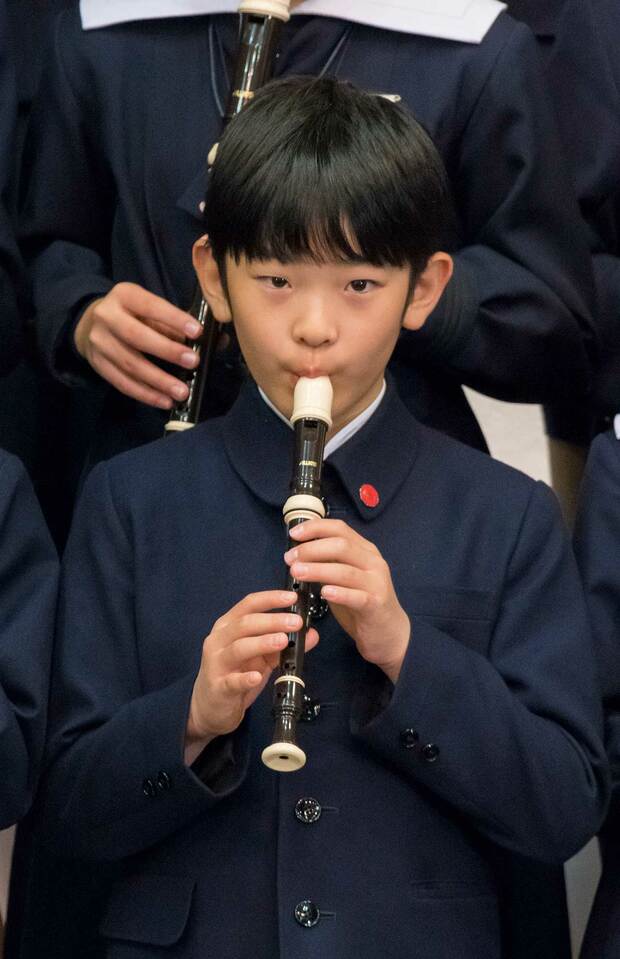 悠仁さまは提携校制度を利用せず、 内部進学されるが……（’18 年11月）