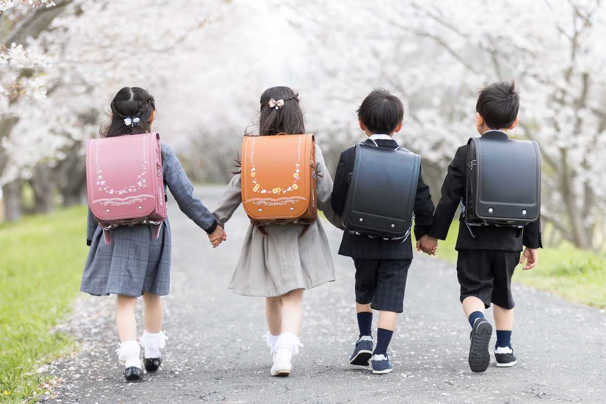 《最新ラン活事情》入学1年前に購入は当たり前「16万円」の高級ラインも…ランドセルの進化と選びのポイント | 週刊女性PRIME