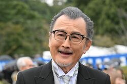 天皇陛下「ナルちゃんとこうちゃん」に雅子さまも笑顔…吉田鋼太郎が明かした亡き母の思い出と、愛子さまに見る“象徴の姿”