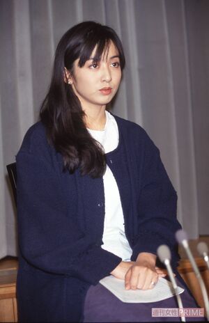 '93年の不倫会見時の斉藤由貴
