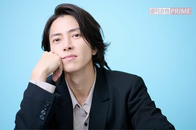 山下智久　撮影／渡邉智裕　ヘアメイク／北一騎　スタイリスト／櫻井賢之（casico）