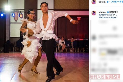 社交ダンスを華麗に踊るキンタロー。（本人のインスタグラムより）