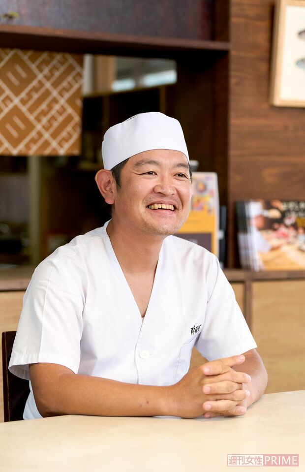 インタビュー中も朗らかな岡田大介さん　撮影／伊藤和幸