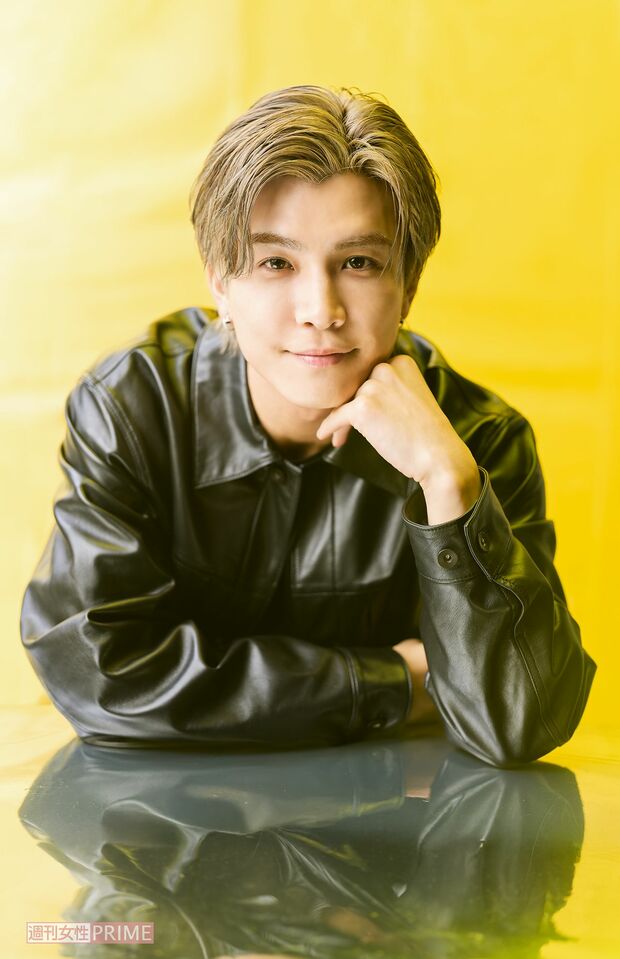 岩田剛典　撮影／廣瀬靖士　スタイリスト／渡辺康裕　ヘアメイク／下川真矢（BERYL）　衣装協力／MARKAWARE、marka/PARKING（03-6412-8217）