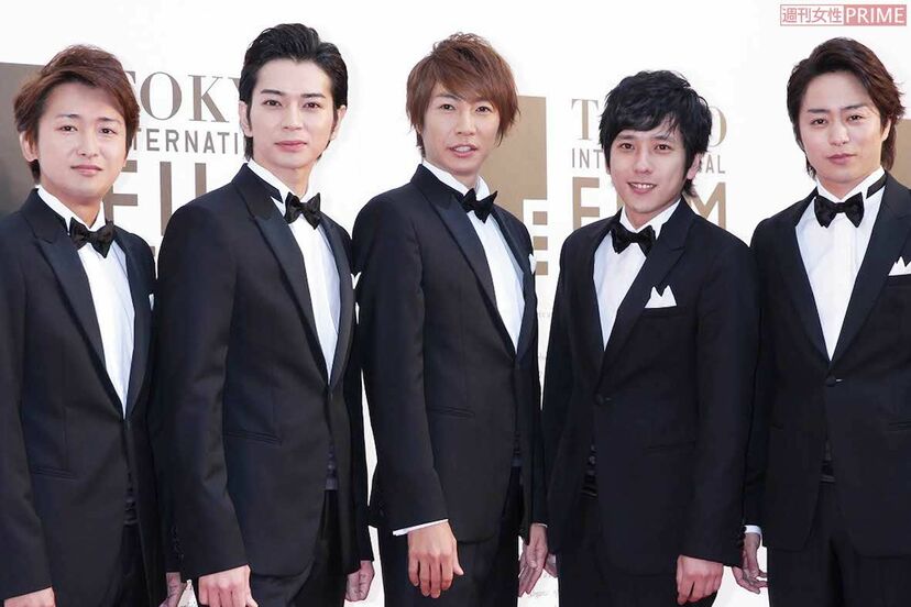 画像・写真】『嵐』全メンバーのファンクラブ揃い踏みで「相場ガン無視