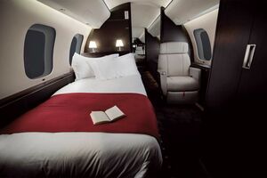 『VistaJet』の航空機内（セゾンラグジュアリーラウンジ公式サイトより）