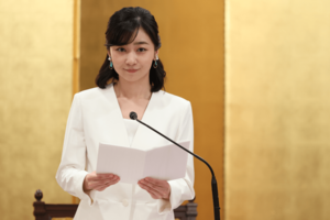 産経児童出版文化賞の贈賞式でお言葉を述べられた佳子さま(2024年6月5日)