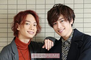 左から池田純矢、鈴木勝吾　撮影／齋藤周造