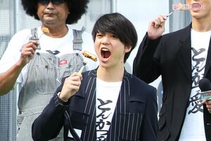 伊藤健太郎（2020年10月、映画『とんかつDJアゲ太郎』イベントにて）