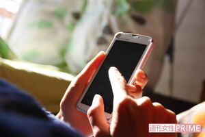 在宅が続けば子どもも“スマホ漬け”に……？