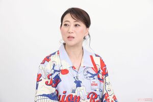 友近　撮影／吉岡竜紀