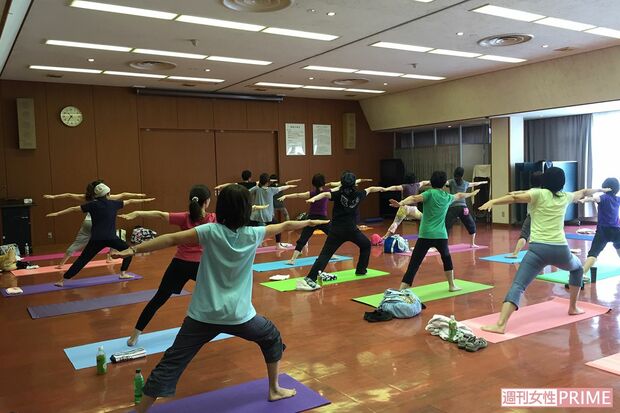 東京共済病院で実施している月1回の、乳がん患者のためのヨガ（現在はコロナで休止中）