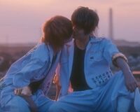ブレイク☆スルー『ワンパン!!』MV、メンバー同士でキス!