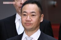 公職選挙法違反を疑われた鈴木馨祐法相が配布の『横濱月餅』にネット興味津々、販売元・崎陽軒に聞いた“宣…