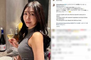 胸やお尻を強調した写真をしばしばアップしている気象予報士の穂川果音（本人のインスタグラムより）