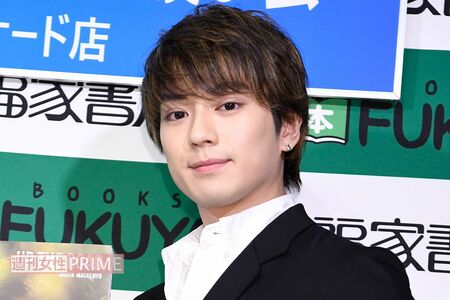 新田真剣佑