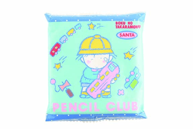 ミニポケットティッシュ・ペンシルクラブ（C）2023San-XCo.,Ltd.AllRightsReserved.'84年誕生。クレヨンタッチで描かれた男の子“サンタくん”と女の子“プンちゃん”というキャラクター。「“これぞ'80年代”という感じのパステルカラーです」