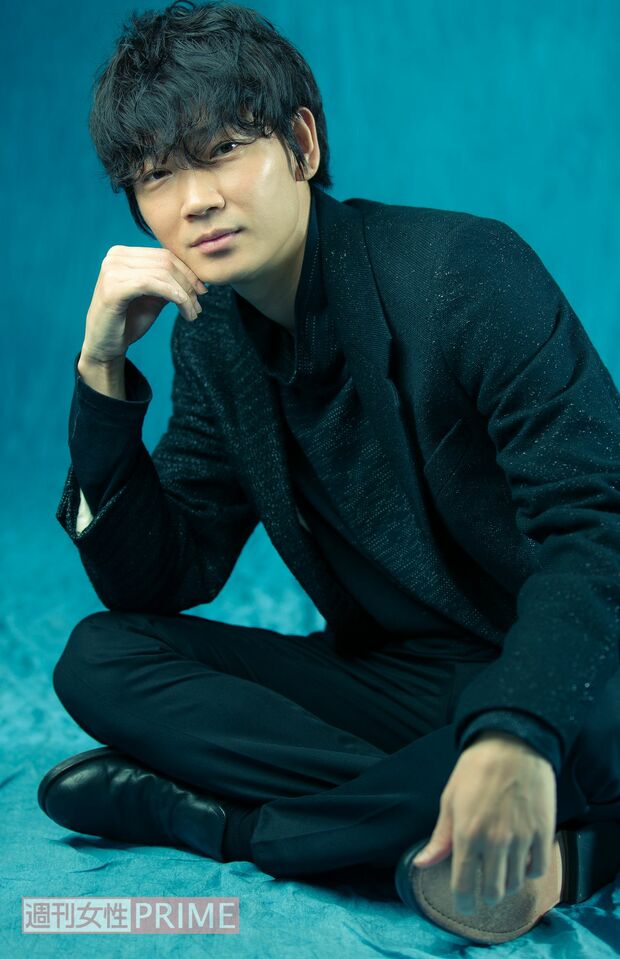 綾野剛　撮影／伊藤和幸