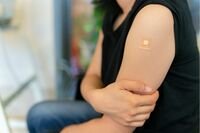 コロナ収束予想「来年の春」は絶望的? 政治的空白が「ワクチン3回目接種」の足かせに