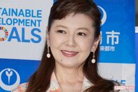 南野陽子、不倫・隠し子裁判・1500万円横領で逮捕された「ゴミ箱みたいな存在」の夫と離婚を発表しても、免…