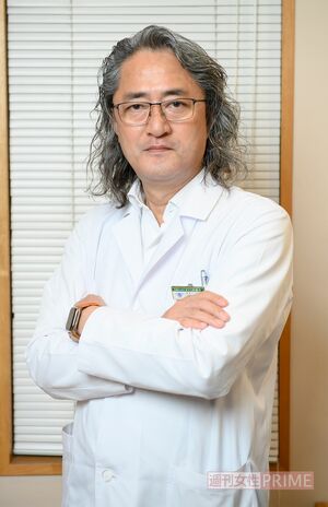 ハタイクリニック院長の西脇俊二先生。独自の“断糖療法”で多くの末期がん患者を救ってきた