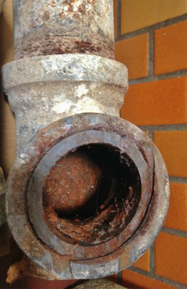 老朽化対策ができていない箇所から事故が発生する　※画像はイメージです