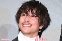 『仮面ライダー鎧武/ガイム』主演の佐野岳、タレントの沢口けいこと7年交際の末に結婚!「楽しさが2倍にな…