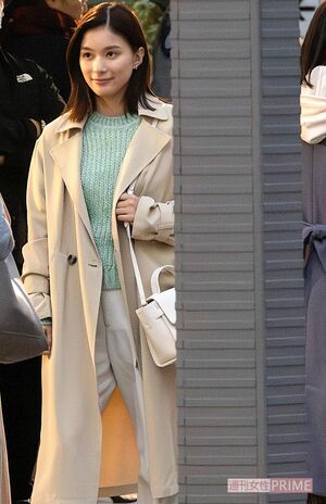 『マルエフ』のCM撮影を行う芳根京子