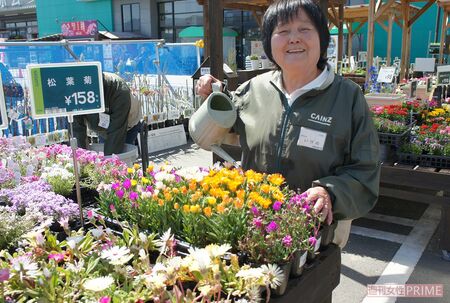園芸が趣味。自宅でも農作物や花を育て、その知識を接客にいかしている