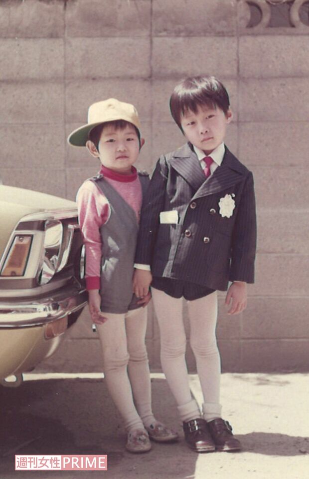 弟と小学1年生の川西さん（右）