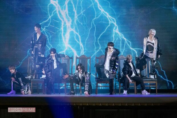 東京ジュニア　キャリアの長いメンバーがそろった東京ジュニアは、貫禄のあるステージをつくり上げた。ダイナミックなアクロバットは圧巻　　撮影／斎藤周造