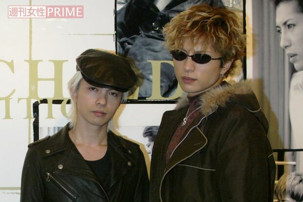映画『moonchild』で共演したHYDEとGACKT。HYDEは当時33歳、GACKTは29歳(2002年)
