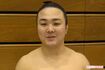 ファンの撮影お願いに笑顔で応じてくれた炎鵬（伊勢ヶ濱部屋）