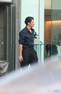 10月下旬、『極主夫道』の撮影現場に現れた主演の玉木宏