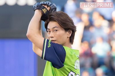 氷川きよし、始球式で人生初のノーバン達成も点数は「41点(笑)」