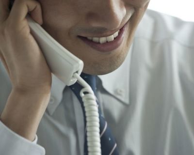 “催眠商法”が再燃「長期的スパンで依存と信頼を高める」