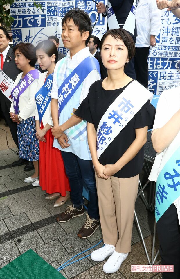 参院選公示日、立憲民主党街頭演説に参加する市井紗耶香（2019年7月4日）
