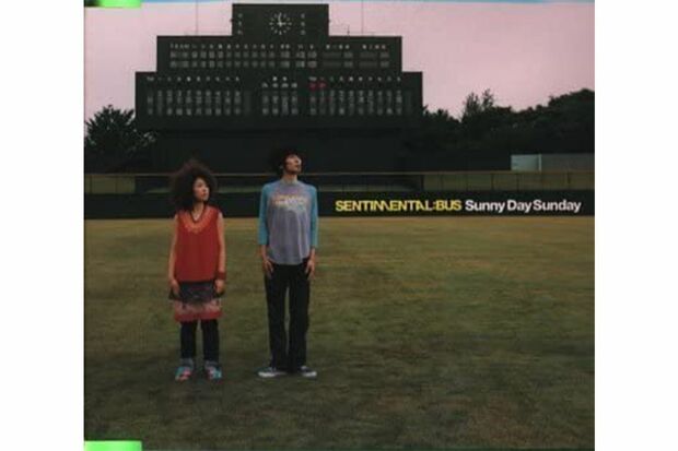 『Sunny Day Sunday』は野球がテーマとあり、ジャケットは保土ヶ谷公園硬式野球場で撮影